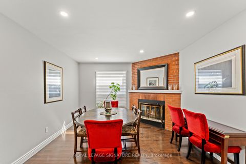 Photo 9 at 46 Marchwood Crescent, Harding, Richmond Hill