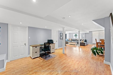 Photo 32 at 46 Marchwood Crescent, Harding, Richmond Hill