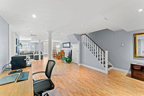 Photo 33 at 46 Marchwood Crescent, Harding, Richmond Hill