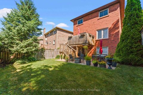 Photo 43 at 46 Marchwood Crescent, Harding, Richmond Hill