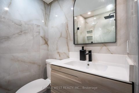 Photo 26 at 62 Briardale Place, Aurora Highlands, Aurora