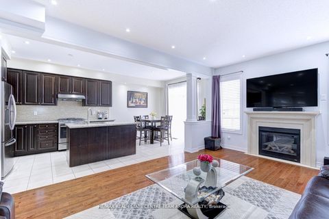Photo 12 at 40 Killington Avenue, Kleinburg, Vaughan