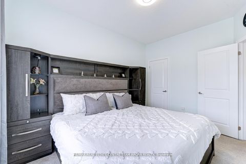 Photo 32 at 40 Killington Avenue, Kleinburg, Vaughan