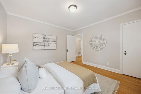 Photo 14 at 51 Edgecombe Avenue, Nortown, Toronto