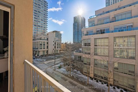 Photo 15 at 302 - 21 Earl Street, North St. James Town, Toronto