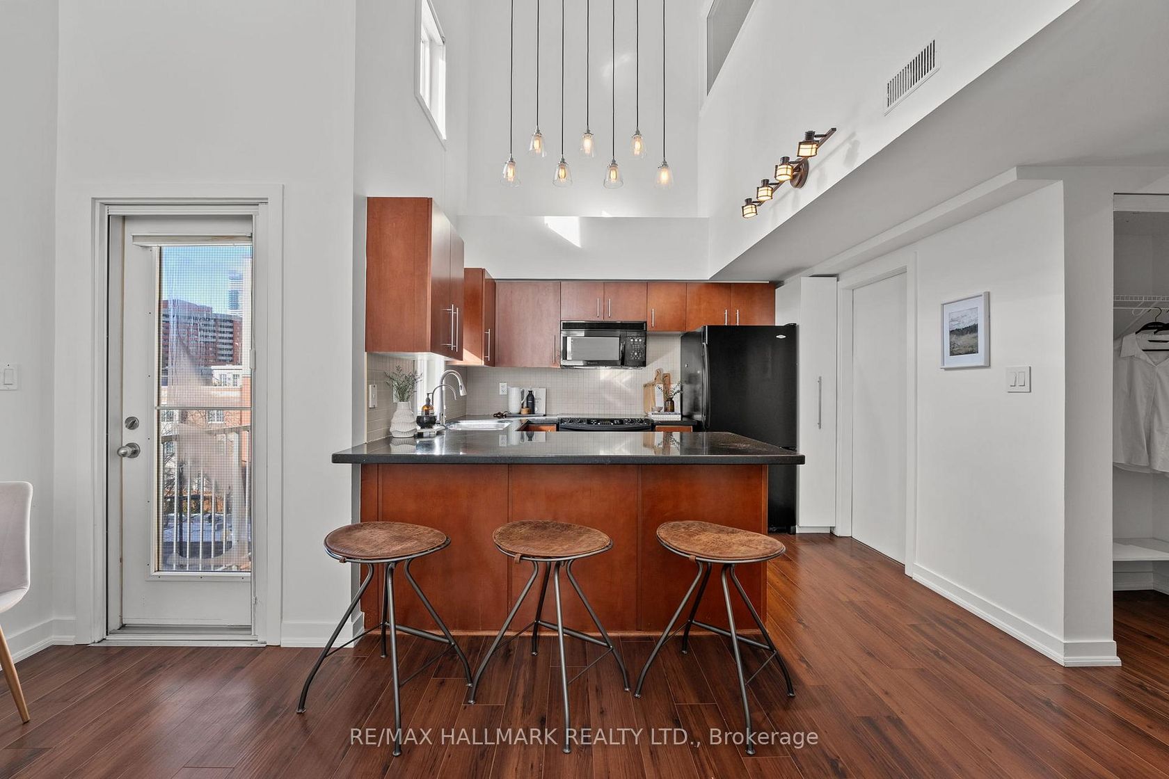 302 - 21 Earl Street, North St. James Town, Toronto 