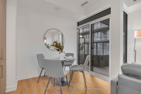 Photo 6 at 419 - 500 Dupont Street, Annex, Toronto