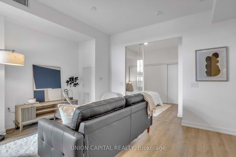 Photo 7 at 419 - 500 Dupont Street, Annex, Toronto