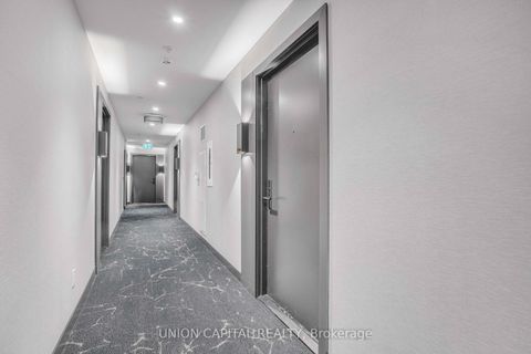 Photo 8 at 419 - 500 Dupont Street, Annex, Toronto