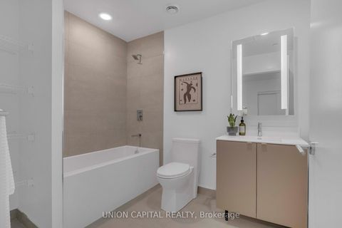 Photo 10 at 419 - 500 Dupont Street, Annex, Toronto Photo 10 at 419 - 500 Dupont Street, Annex, Toronto