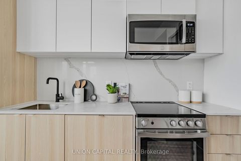 Photo 4 at 306 - 500 Dupont Street, Annex, Toronto