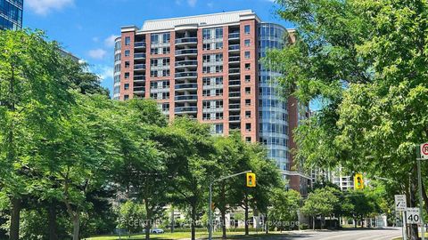 Photo 3 at 802 - 8 Mckee Avenue, Willowdale East, Toronto