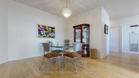 Photo 17 at 802 - 8 Mckee Avenue, Willowdale East, Toronto