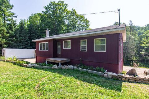 Photo 1 at 8355 County 9 Road, Rural Clearview, Clearview