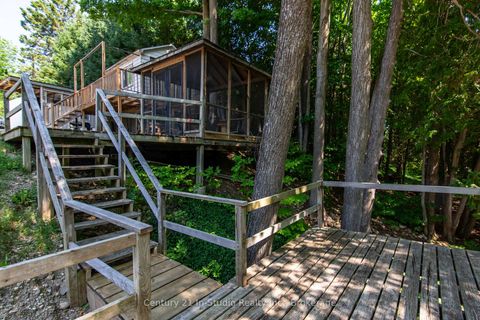 Photo 16 at 8355 County 9 Road, Rural Clearview, Clearview