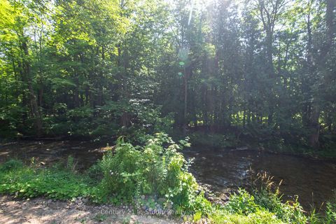 Photo 17 at 8355 County 9 Road, Rural Clearview, Clearview