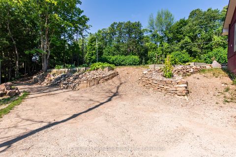 Photo 19 at 8355 County 9 Road, Rural Clearview, Clearview