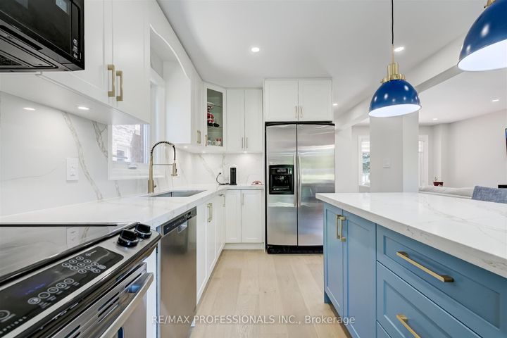 Photo 18 at 3089 Olympus Mews, Meadowvale, Mississauga