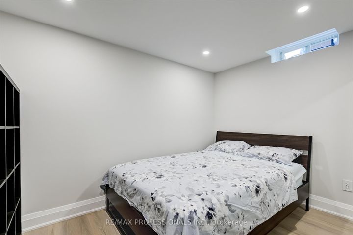 Photo 31 at 3089 Olympus Mews, Meadowvale, Mississauga