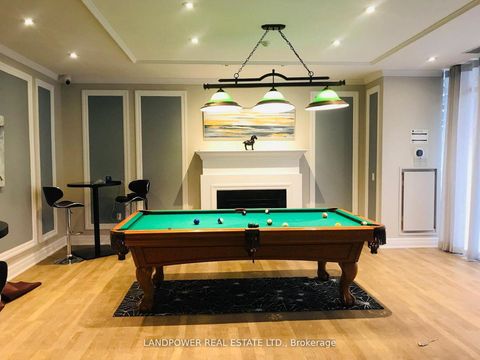 Photo 18 at 511 - 900 Mount Pleasant Road, Mount Pleasant West, Toronto