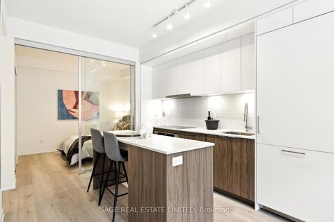 Photo 2 at 206 - 863 St Clair Avenue W, Wychwood, Toronto