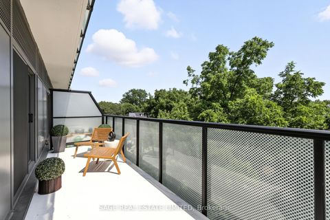 Photo 15 at 310 - 863 St Clair Avenue W, Wychwood, Toronto