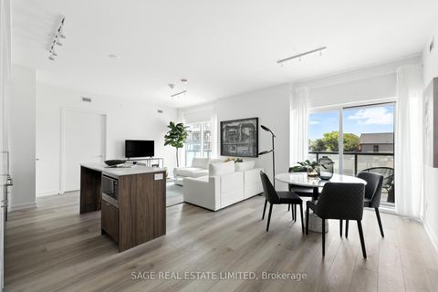 Photo 1 at 301 - 863 St Clair Avenue W, Wychwood, Toronto