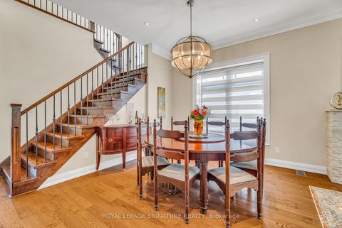 Photo 5 at 27 Caronport Crescent, Donalda, Toronto