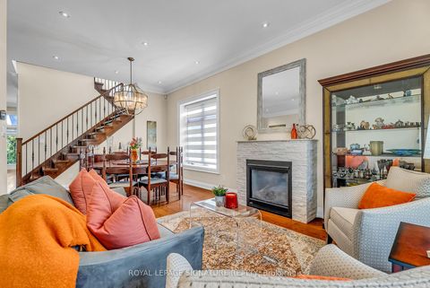 Photo 9 at 27 Caronport Crescent, Donalda, Toronto