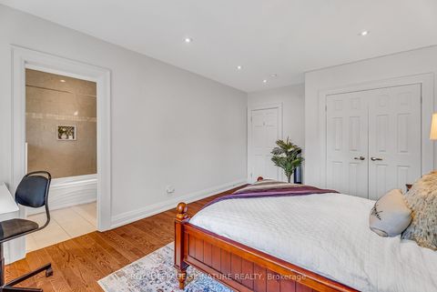 Photo 24 at 27 Caronport Crescent, Donalda, Toronto