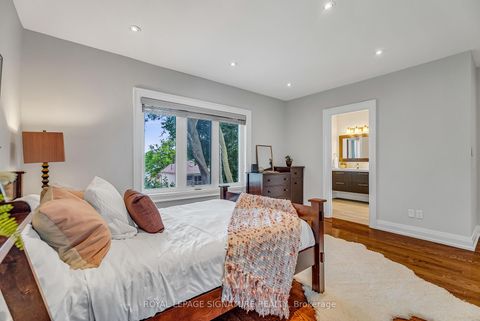 Photo 28 at 27 Caronport Crescent, Donalda, Toronto