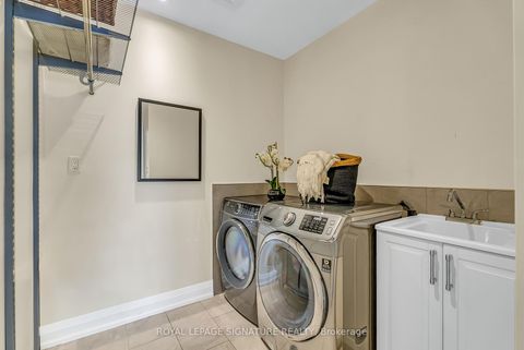 Photo 35 at 27 Caronport Crescent, Donalda, Toronto
