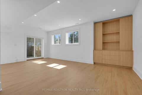 Photo 44 at 28 Ternhill Crescent, Don Mills, Toronto