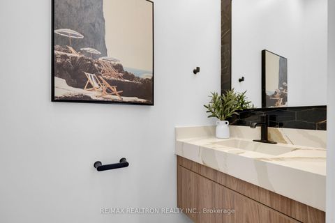 Photo 46 at 28 Ternhill Crescent, Don Mills, Toronto