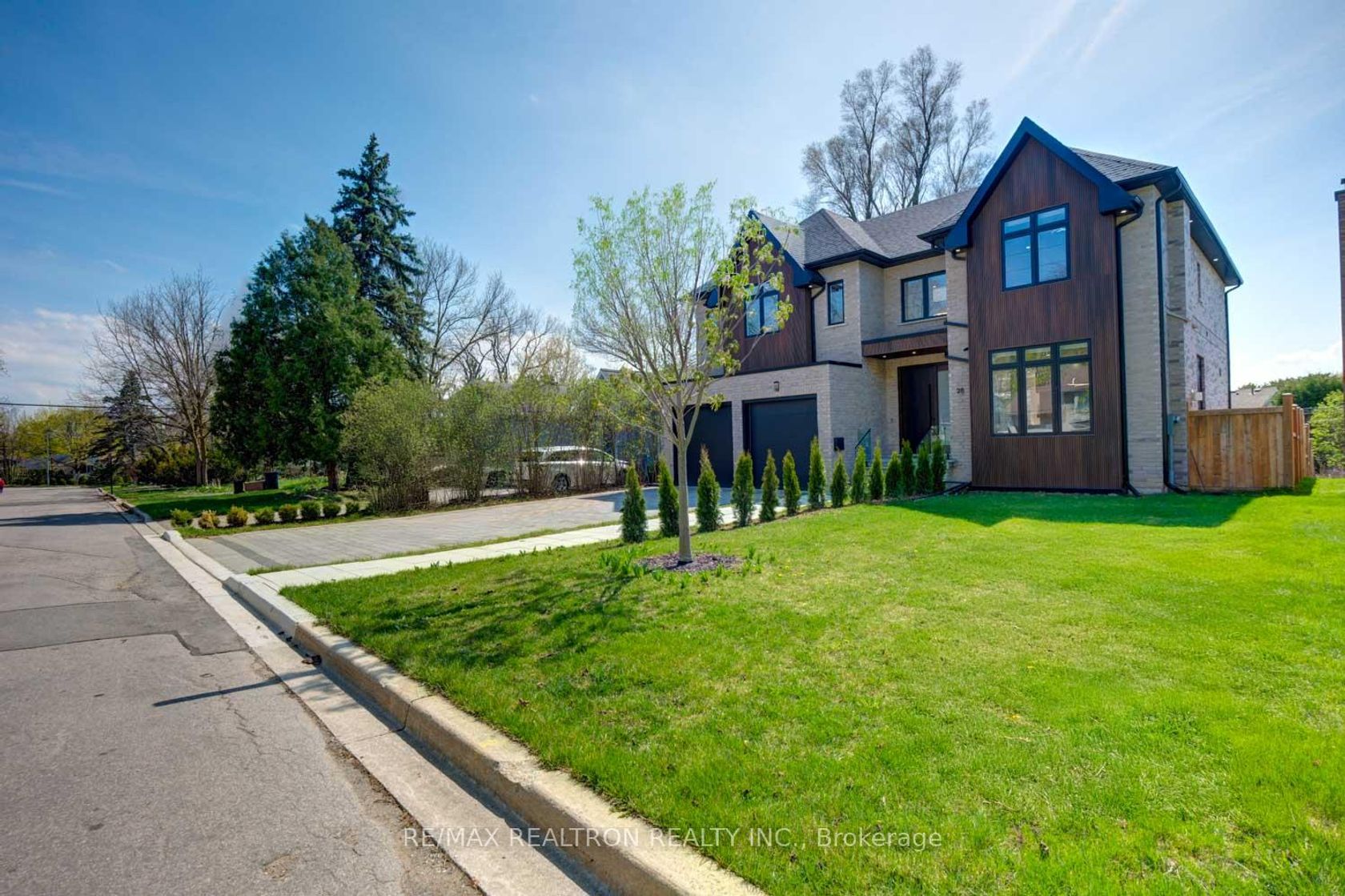 28 Ternhill Crescent, Don Mills, Toronto by Loree Meneguzzi Real Estate 28 Ternhill Crescent, Don Mills, Toronto