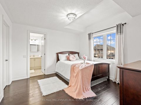 Photo 23 at 24 Black Duck Trail, Nobleton, King