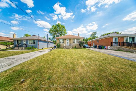 Photo 1 at 27 Hinton Road, Kipling, Toronto