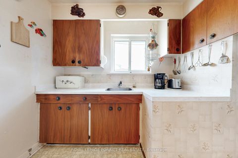 Photo 10 at 27 Hinton Road, Kipling, Toronto