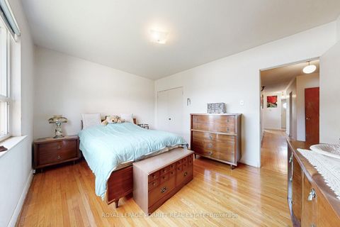 Photo 14 at 27 Hinton Road, Kipling, Toronto
