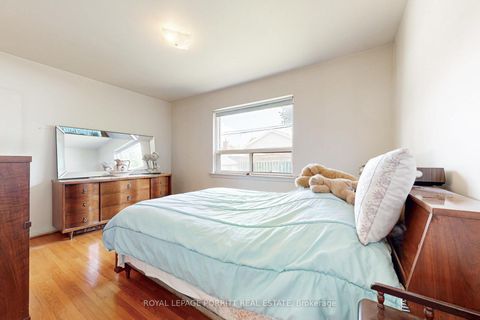 Photo 15 at 27 Hinton Road, Kipling, Toronto