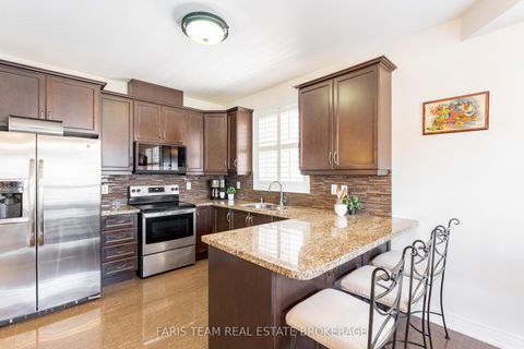 Photo 6 at 45 Via Piani Road, Vellore Village, Vaughan