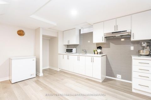 Photo 23 at 45 Via Piani Road, Vellore Village, Vaughan