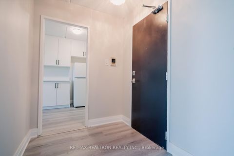 Photo 3 at 602 - 2 Glamorgan Avenue, Dorset Park, Toronto