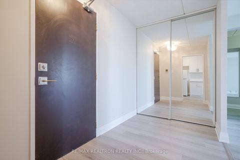Photo 4 at 602 - 2 Glamorgan Avenue, Dorset Park, Toronto