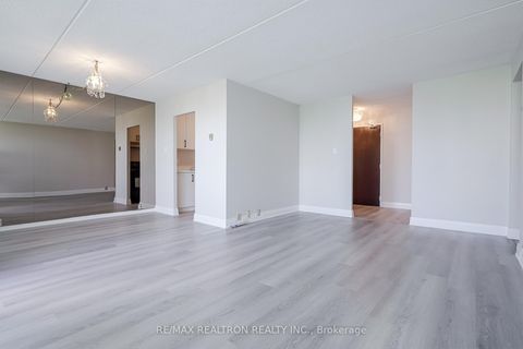 Photo 7 at 602 - 2 Glamorgan Avenue, Dorset Park, Toronto