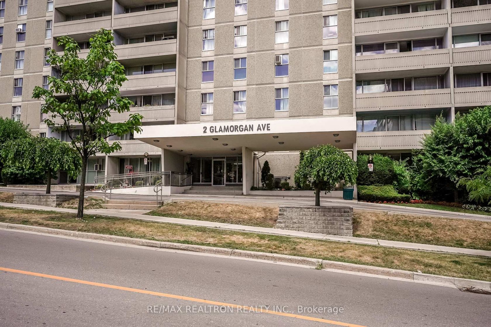 602 - 2 Glamorgan Avenue, Dorset Park, Toronto 