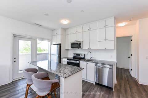 Photo 4 at 123 - 102 Grovewood Common, GO Glenorchy, Oakville