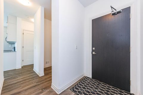 Photo 11 at 123 - 102 Grovewood Common, GO Glenorchy, Oakville