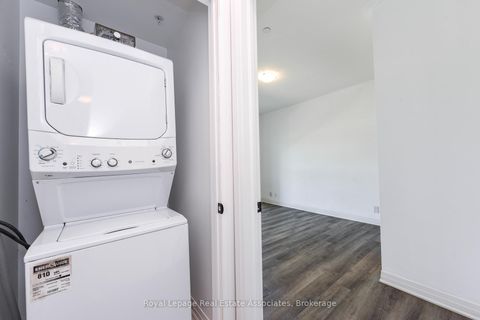Photo 12 at 123 - 102 Grovewood Common, GO Glenorchy, Oakville