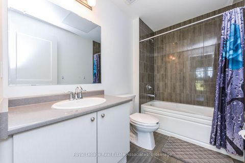 Photo 13 at 123 - 102 Grovewood Common, GO Glenorchy, Oakville